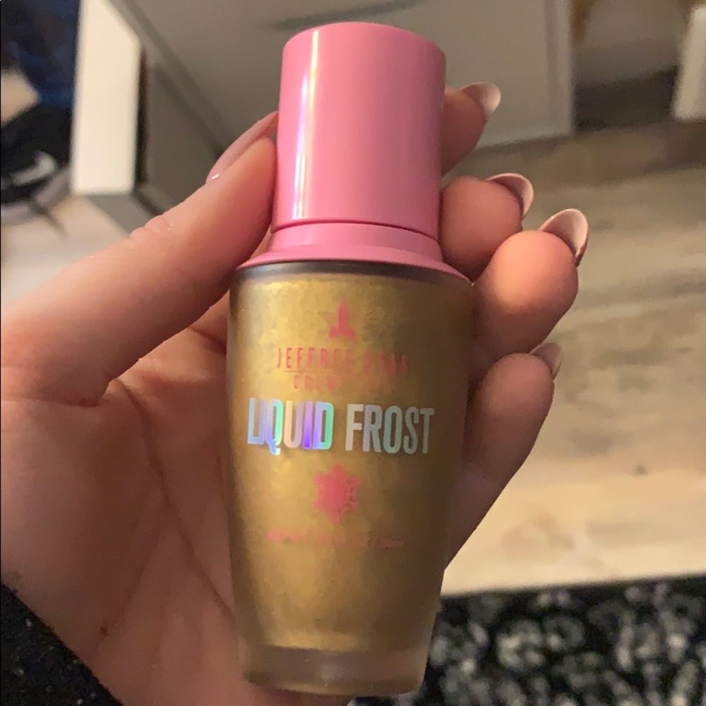 Jeffree Star liquid frost